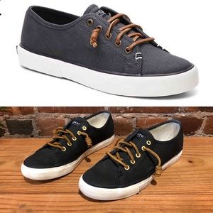 Sperry Topsider sneakers